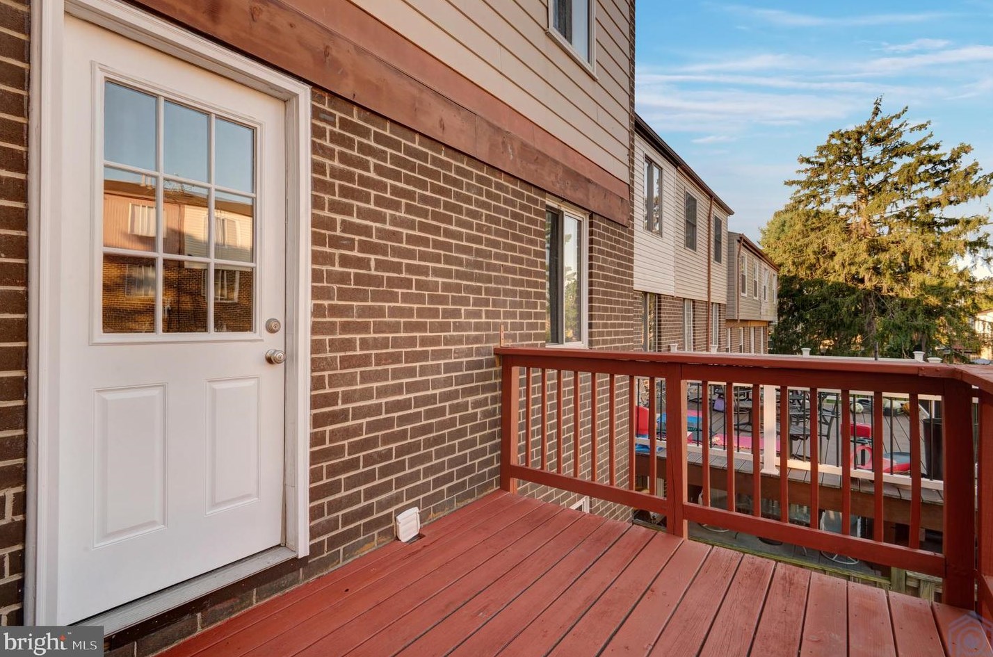 986 Side Dr, Gaithersburg MD  20878-3140 exterior