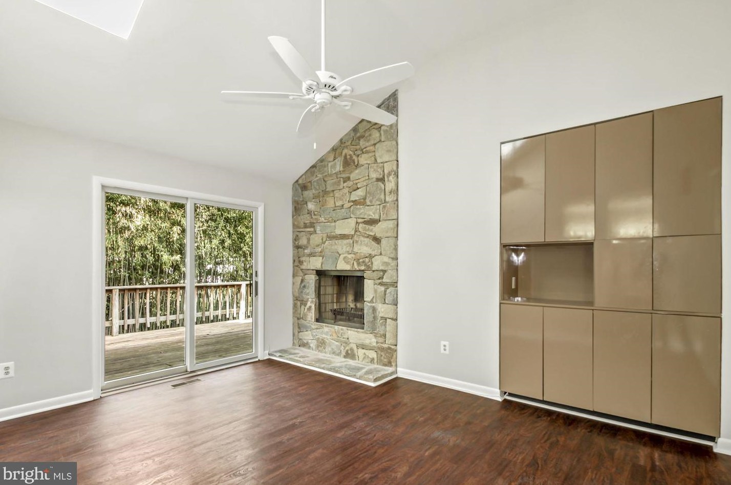 6203 Winston Dr, Bethesda MD  20817-5817 exterior