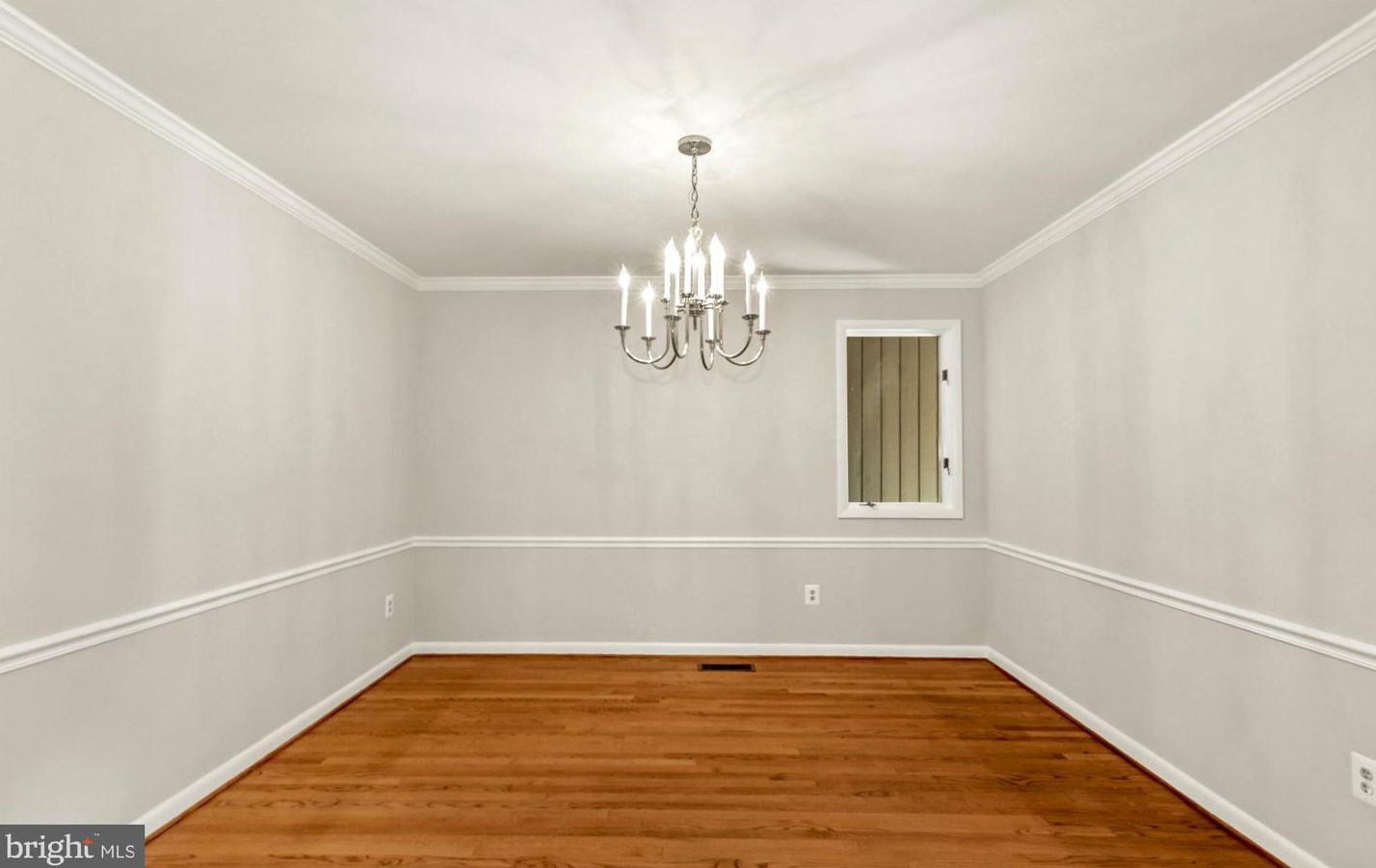 6203 Winston Dr, Bethesda MD  20817-5817 exterior