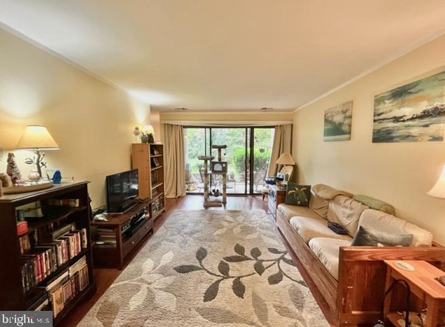 417 Christopher Ave #116, Gaithersburg, MD