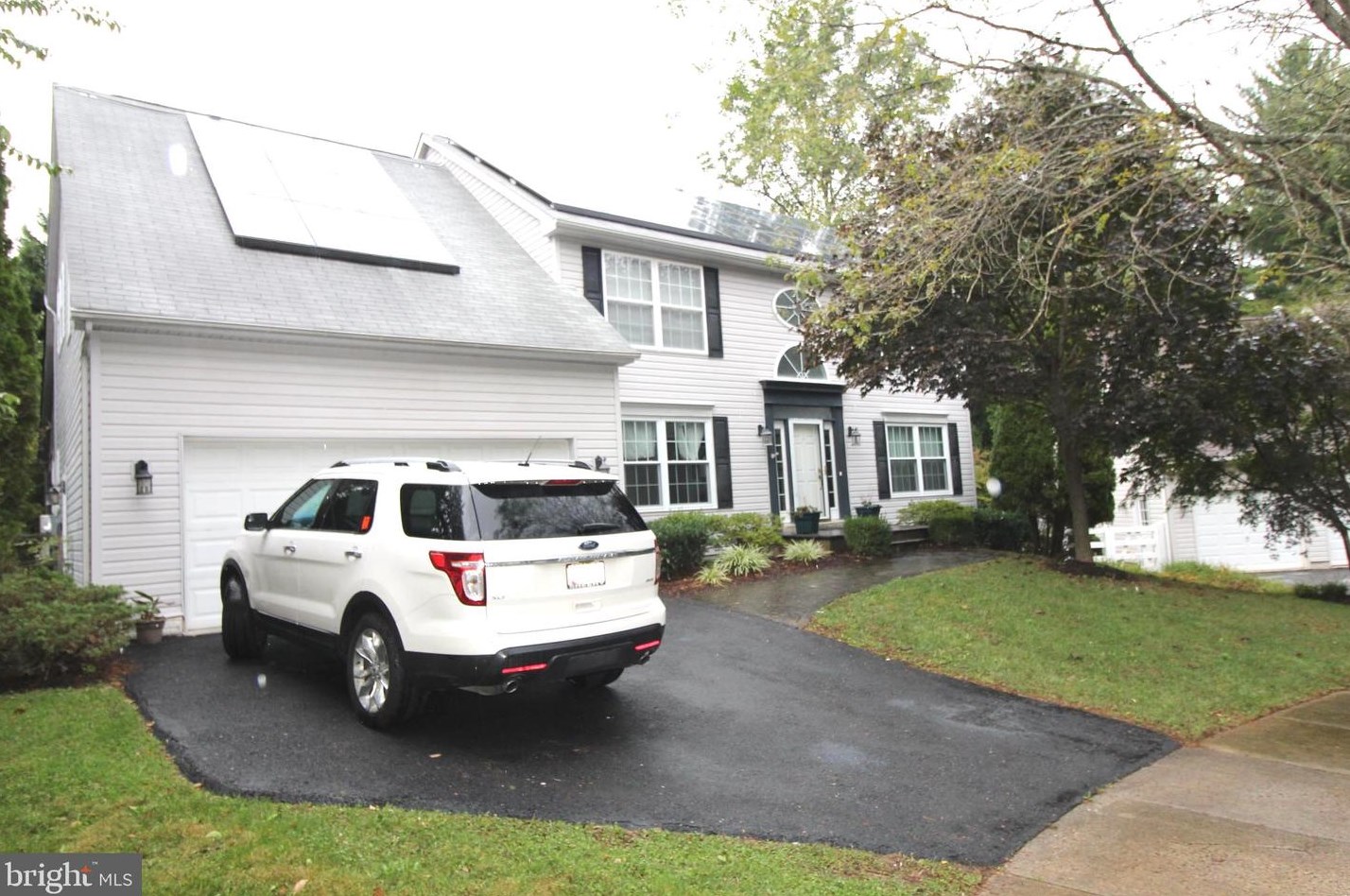 3 Hartley Pl, Gaithersburg, MD 20878-1852