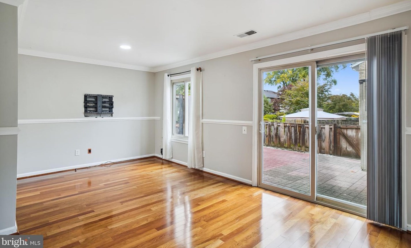 9603 Marston Ln, Gaithersburg MD 20886-5001 exterior