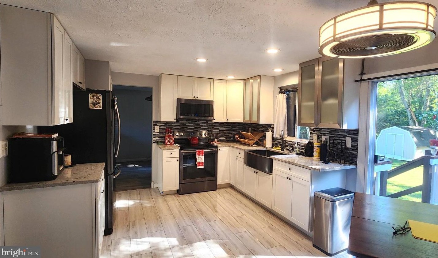 10128 Nightingale St, Gaithersburg MD  20882-4021 exterior