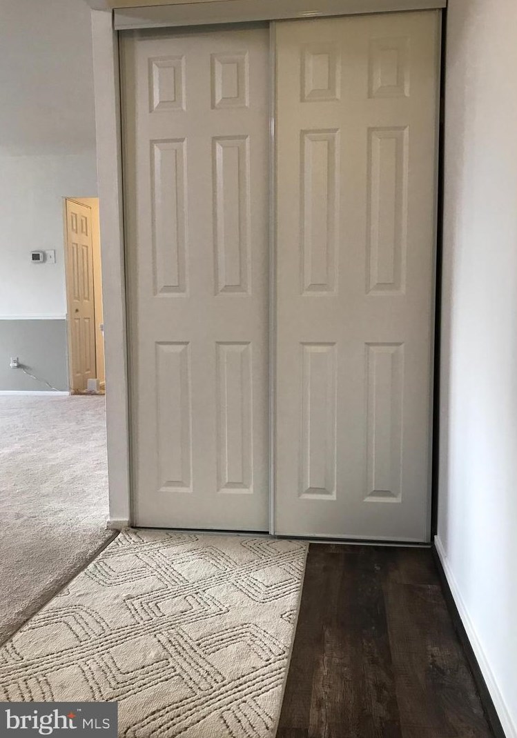 19425 Brassie Pl #303, Gaithersburg, MD 20886