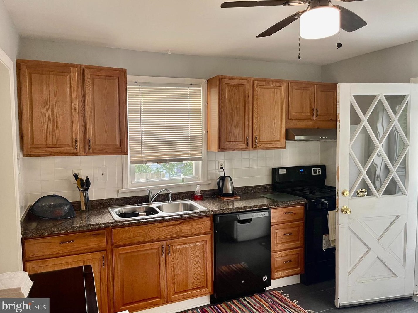 2818 Urbana Dr, Silver Spring, MD 20906