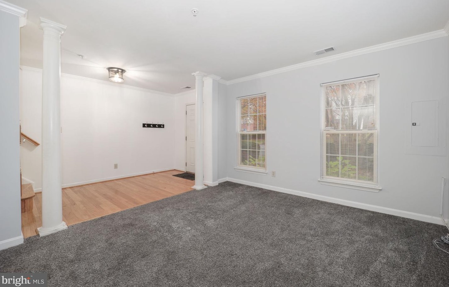 9724 Washingtonian Blvd, Gaithersburg, MD 20878