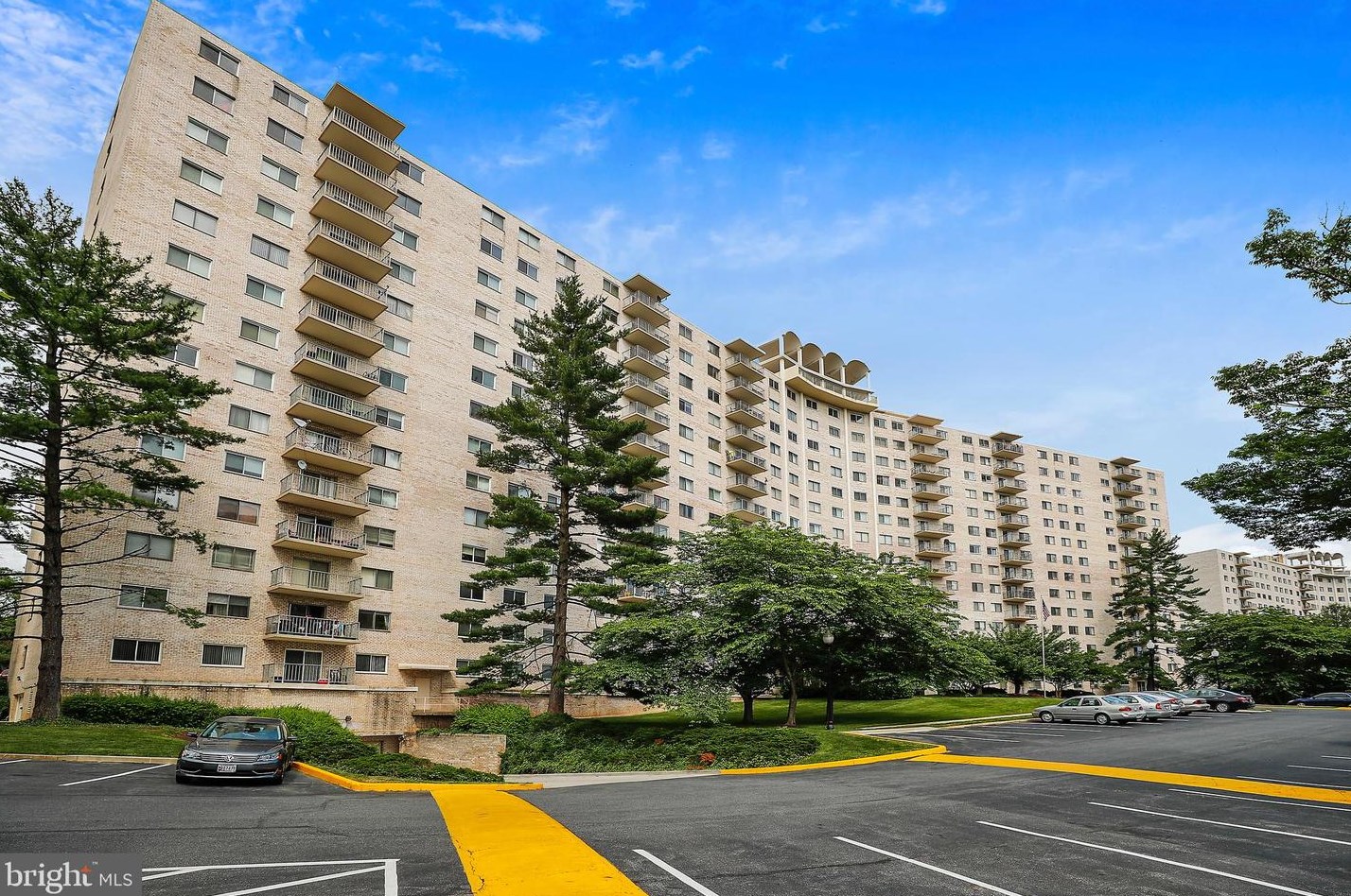 1121 University Blvd W #1002, Silver Spring, MD 20902