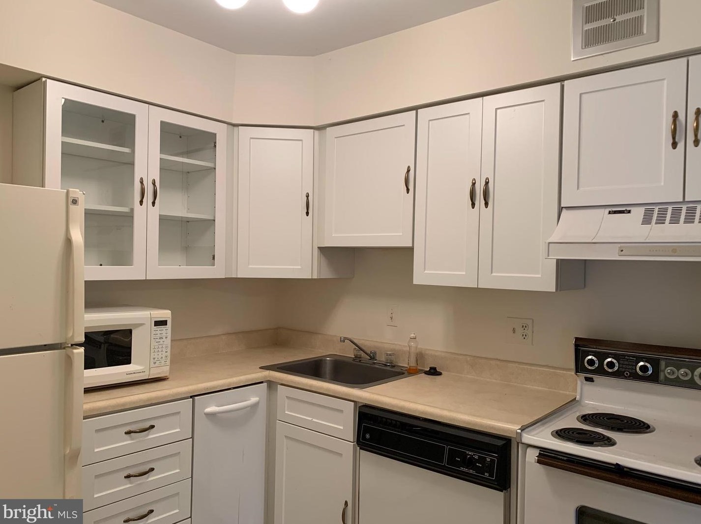 17807 Buehler Rd #1-b-2, Olney, MD 20832