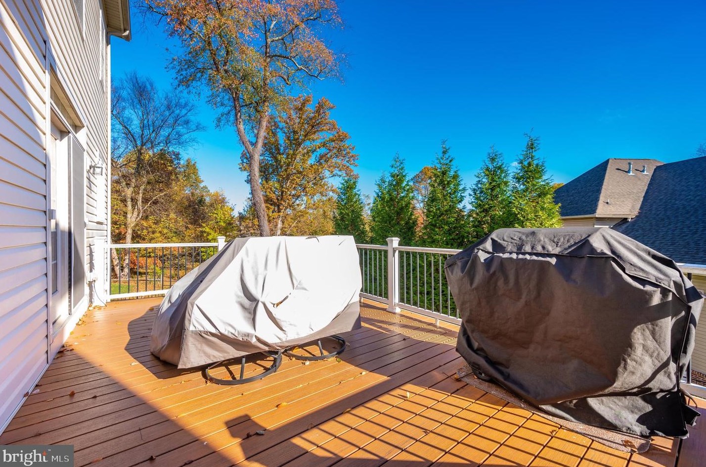 15505 Hallman Grove Ct, Gaithersburg MD  20878-3474 exterior