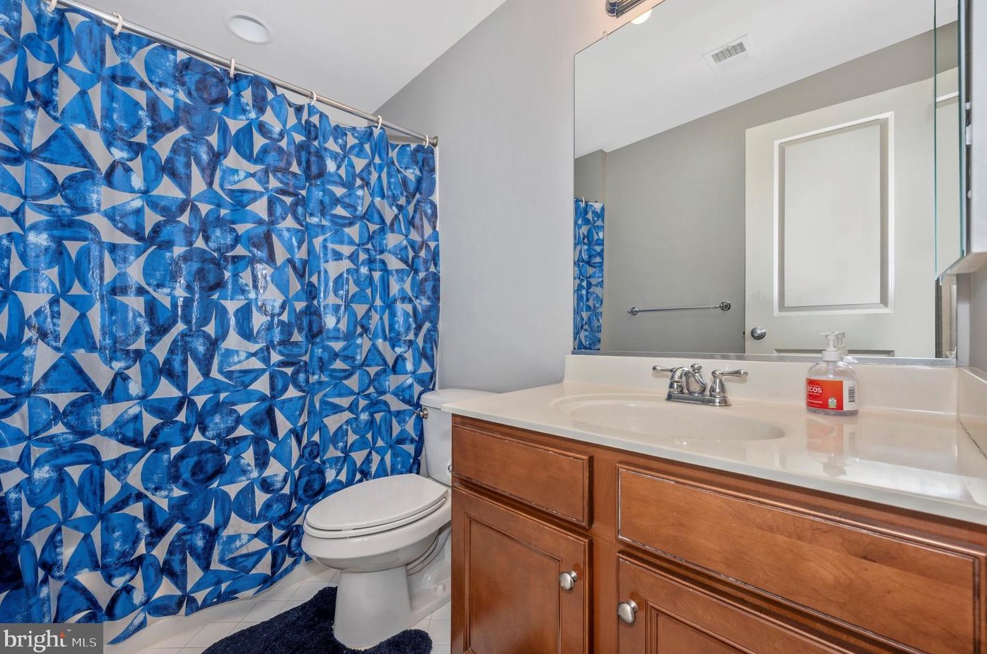 15505 Hallman Grove Ct, Gaithersburg MD  20878-3474 exterior