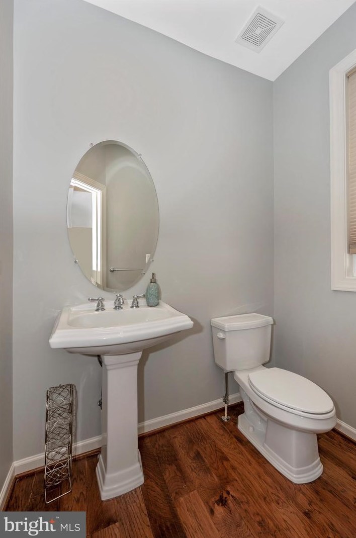 15505 Hallman Grove Ct, Gaithersburg MD  20878-3474 exterior