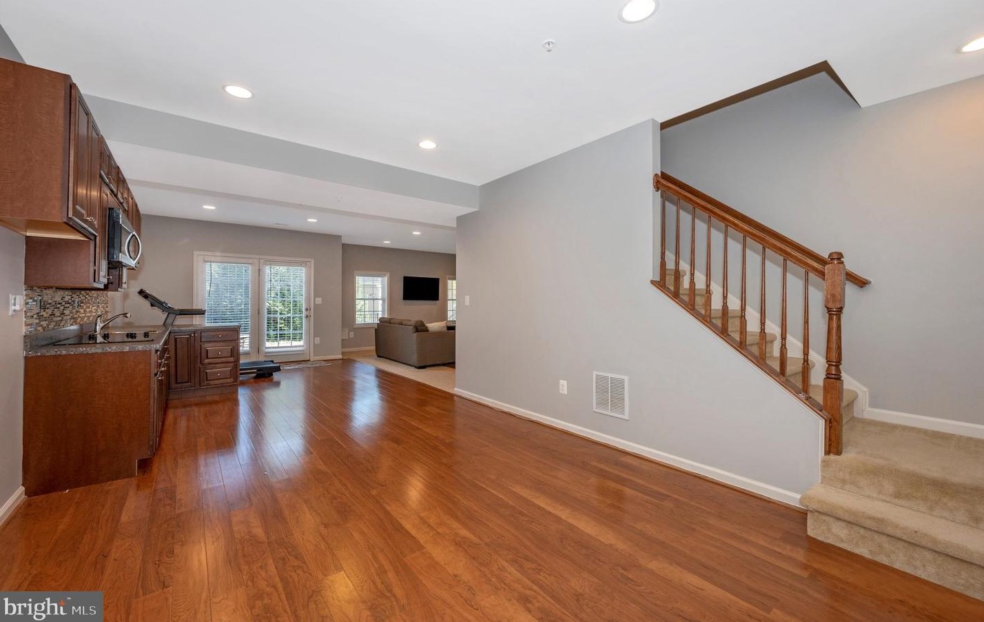 15505 Hallman Grove Ct, Gaithersburg MD  20878-3474 exterior