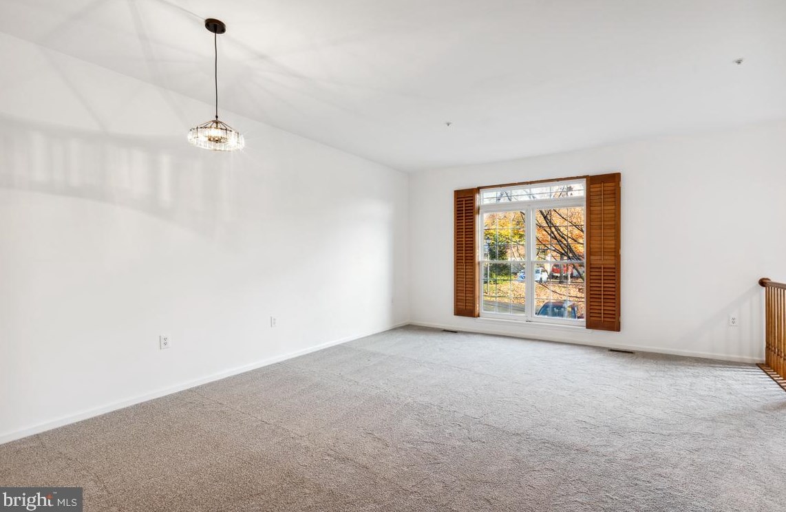 12 Battery Bend Ct, Gaithersburg MD  20886-4593 exterior