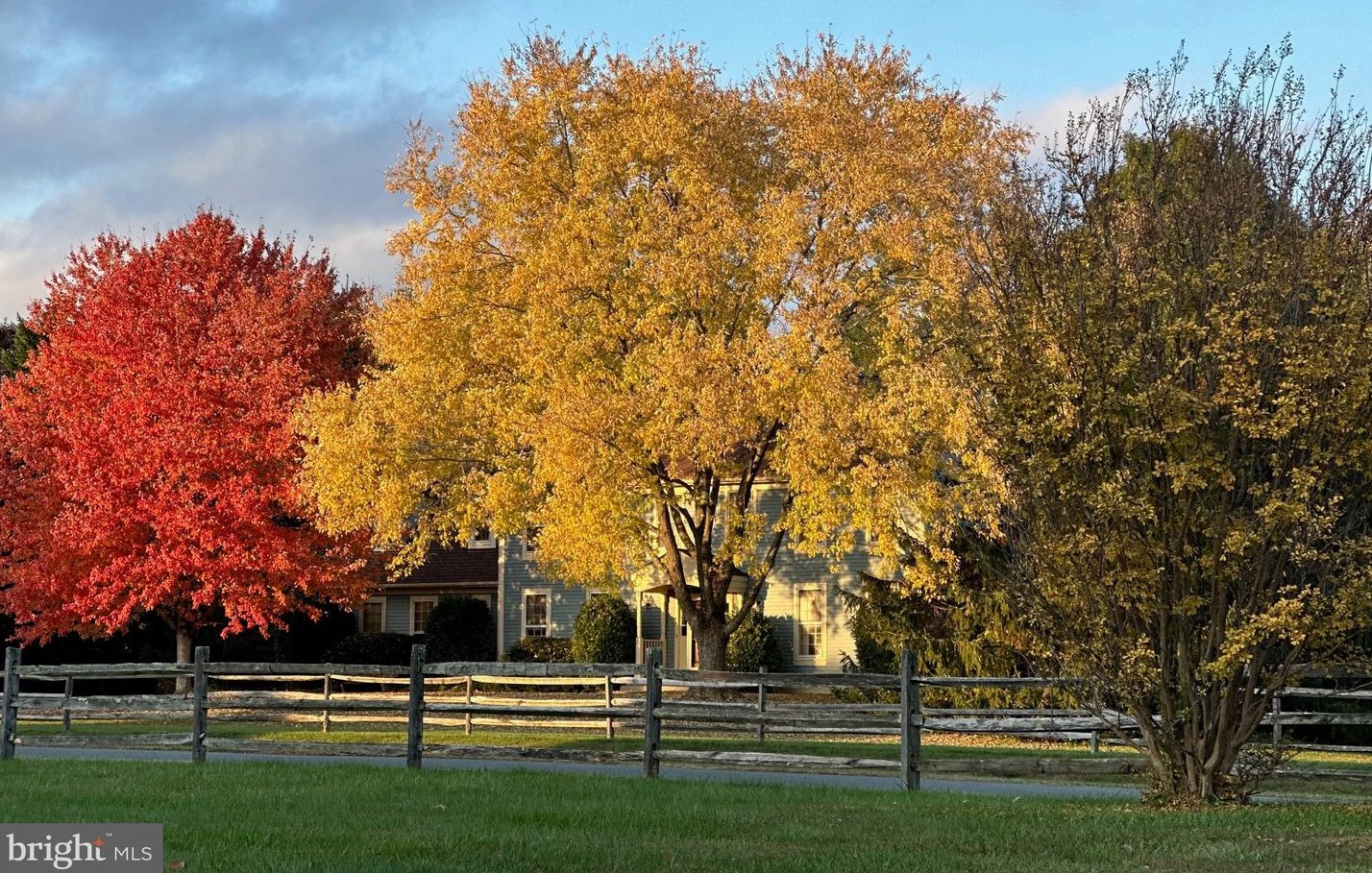 21909 Huntmaster Dr, Gaithersburg, MD 20882-1317