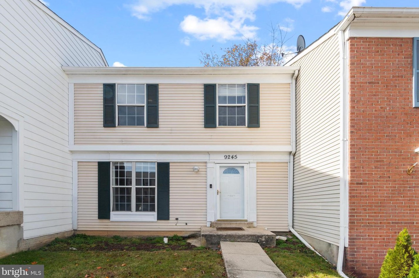 9245 Broadwater Dr, Gaithersburg MD  20879-2170 exterior