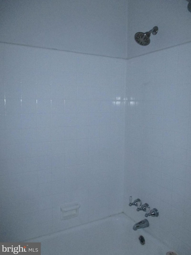 7 James St, Gaithersburg MD  20877-1929 exterior