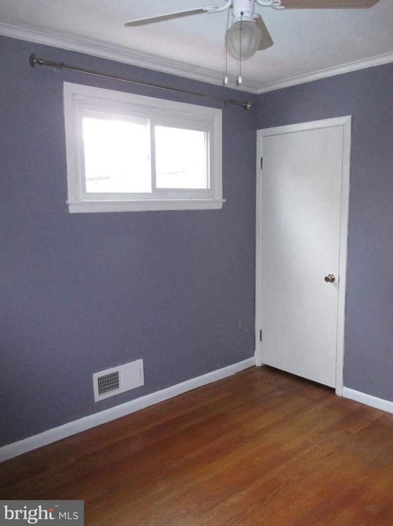 7 James St, Gaithersburg MD  20877-1929 exterior