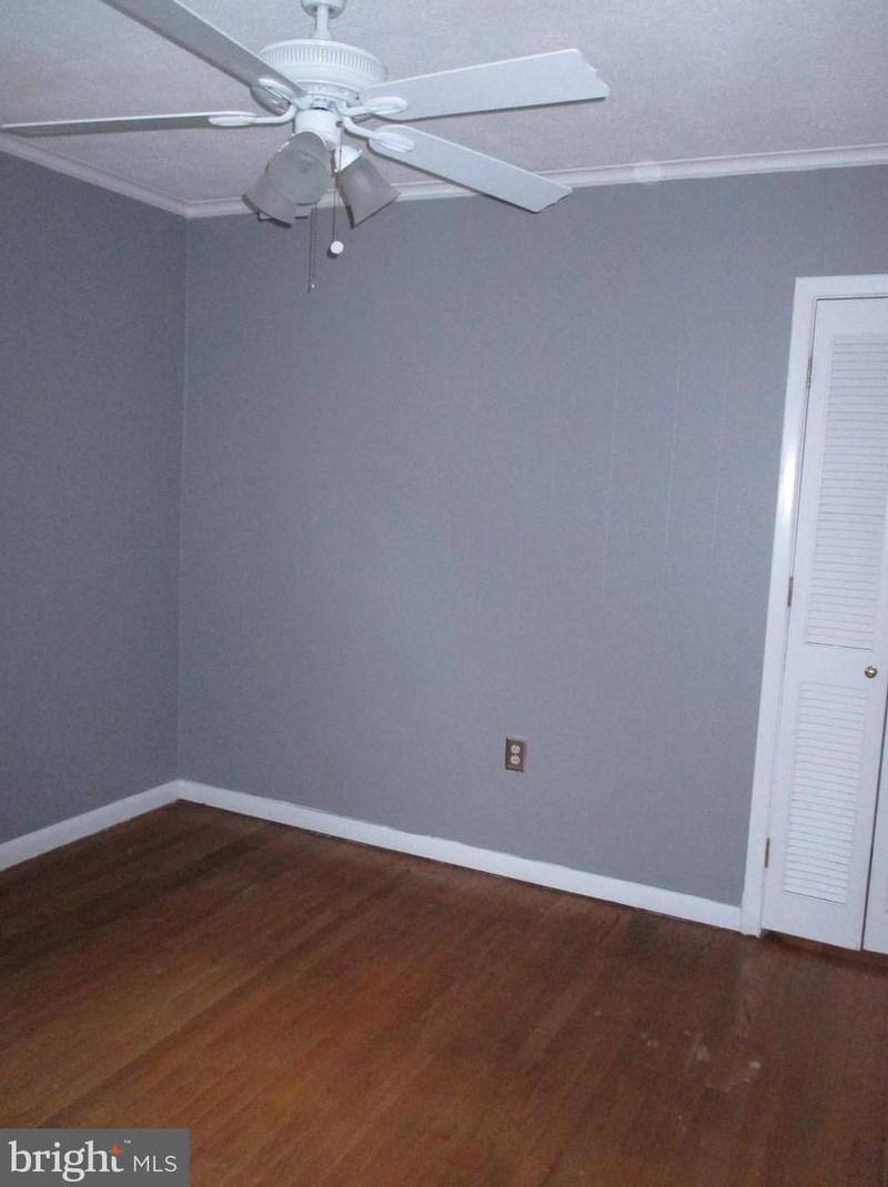 7 James St, Gaithersburg MD  20877-1929 exterior