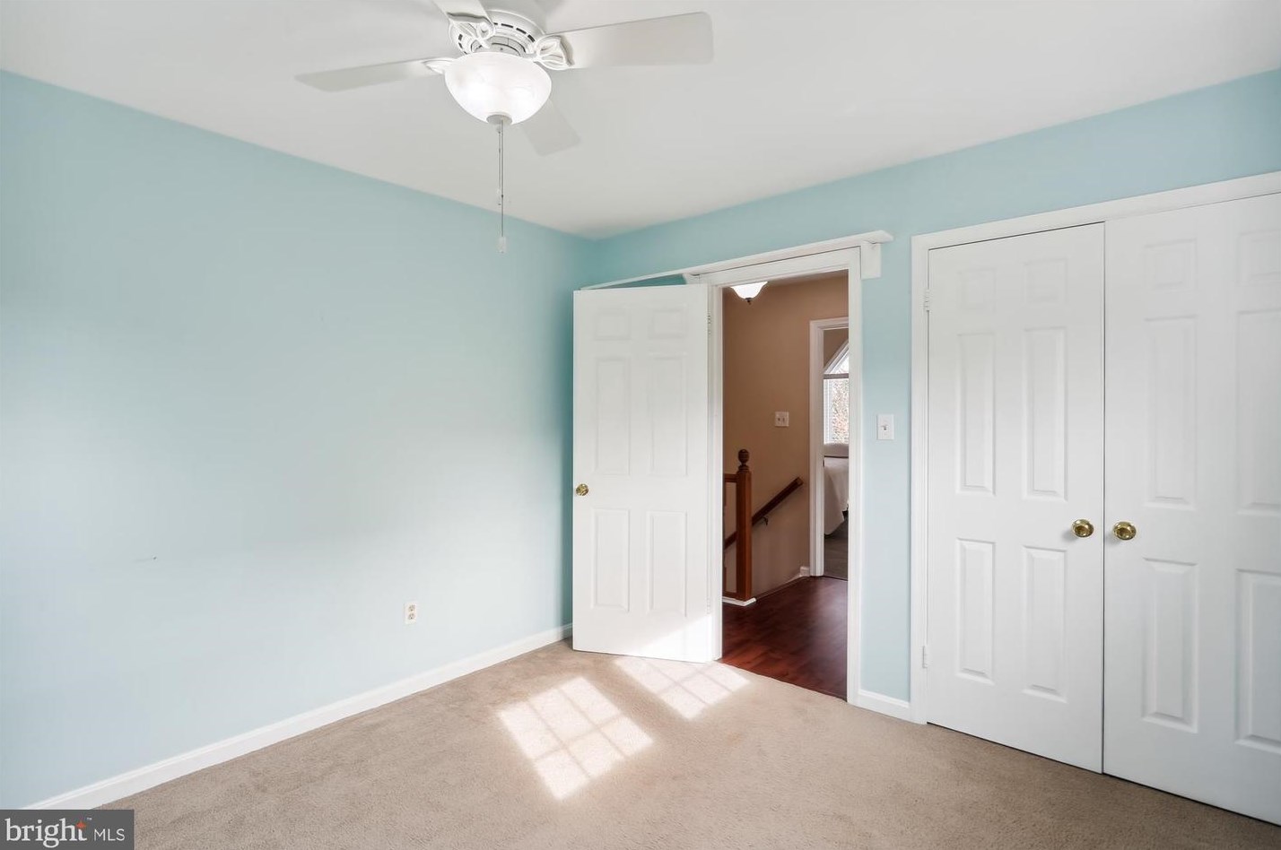 2 Linden Hall Ct, Gaithersburg MD  20877-3453 exterior