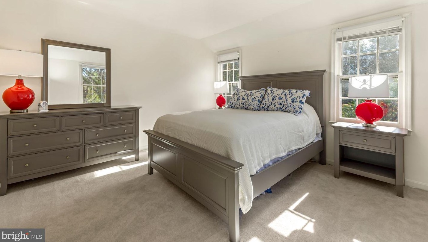 124 Billingsgate Ln, Gaithersburg MD  20877-3726 exterior
