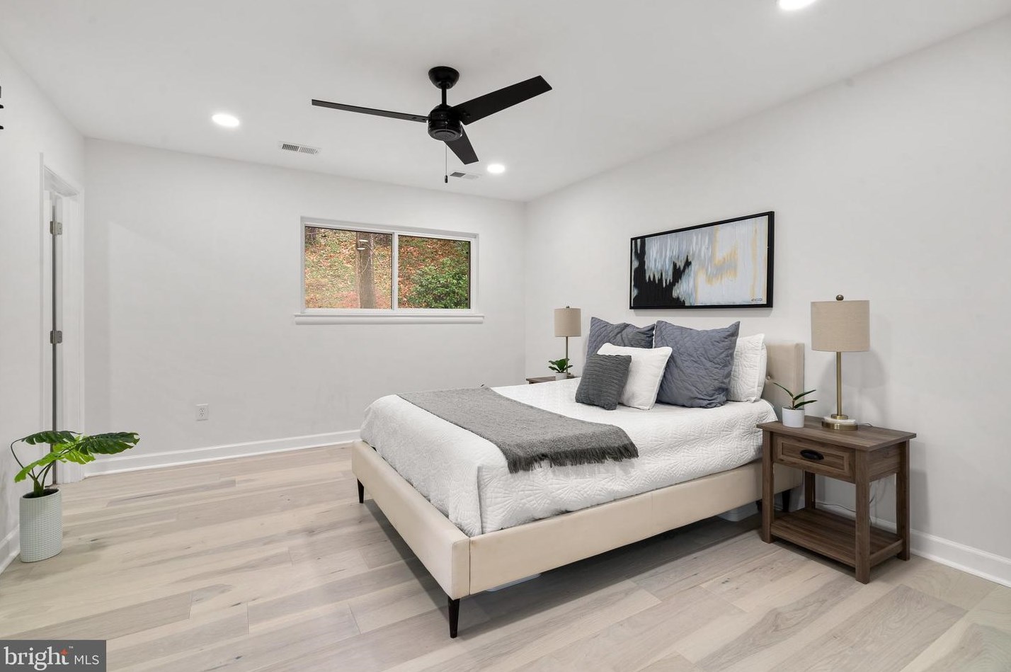 7903 Rocton Ave, Bethesda MD  20815-3911 exterior