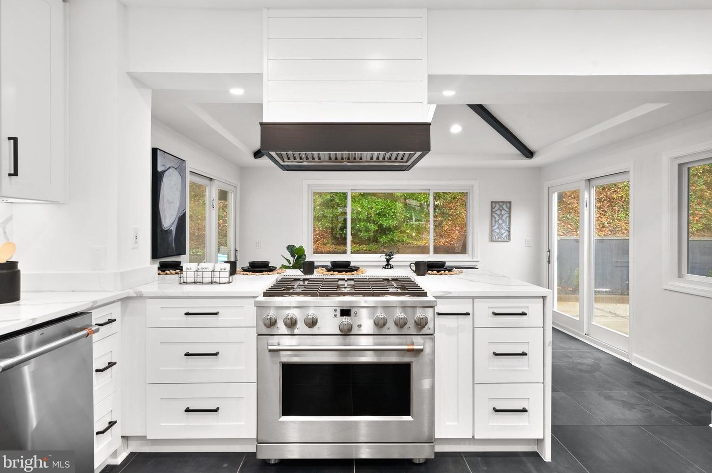 7903 Rocton Ave, Bethesda MD  20815-3911 exterior