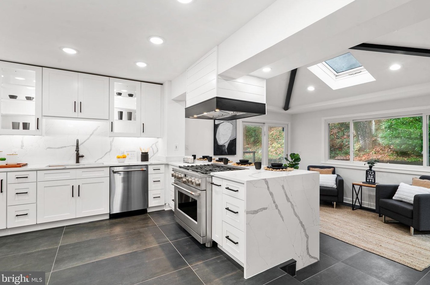 7903 Rocton Ave, Bethesda MD  20815-3911 exterior