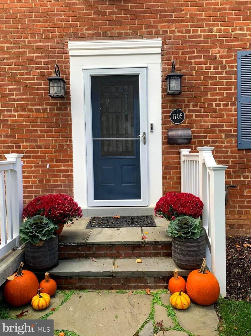 1705 Noyes Ln, Silver Spring, MD 20910