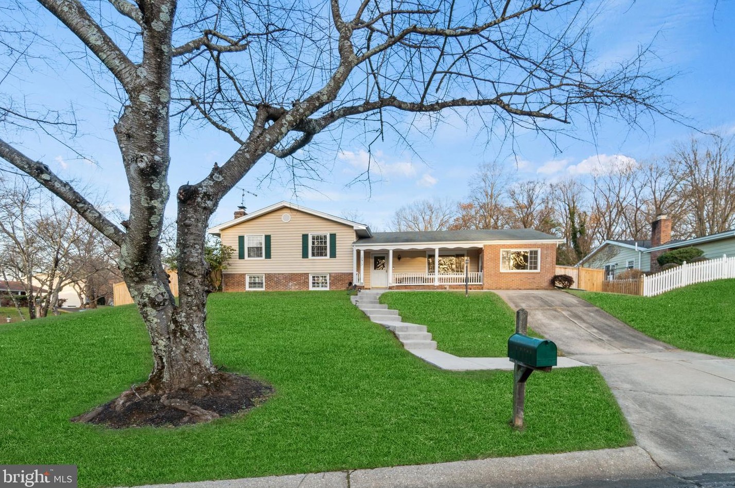 18917 Tributary Ln, Gaithersburg, MD 20879-3409