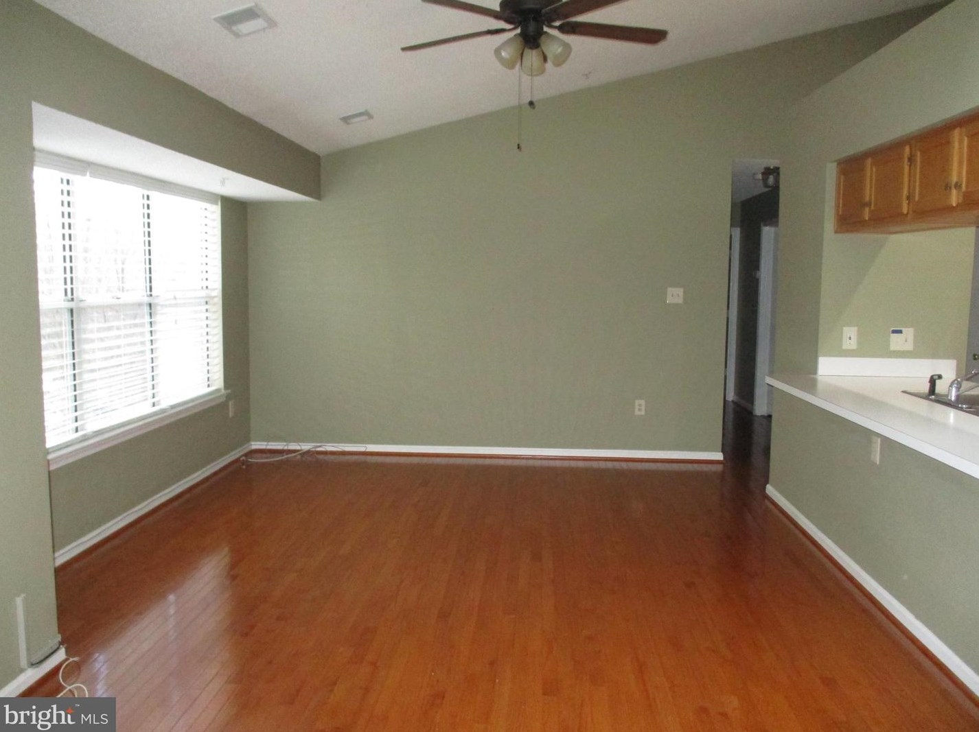 14201 Woolen Oak Ct #9-32, Silver Spring, MD