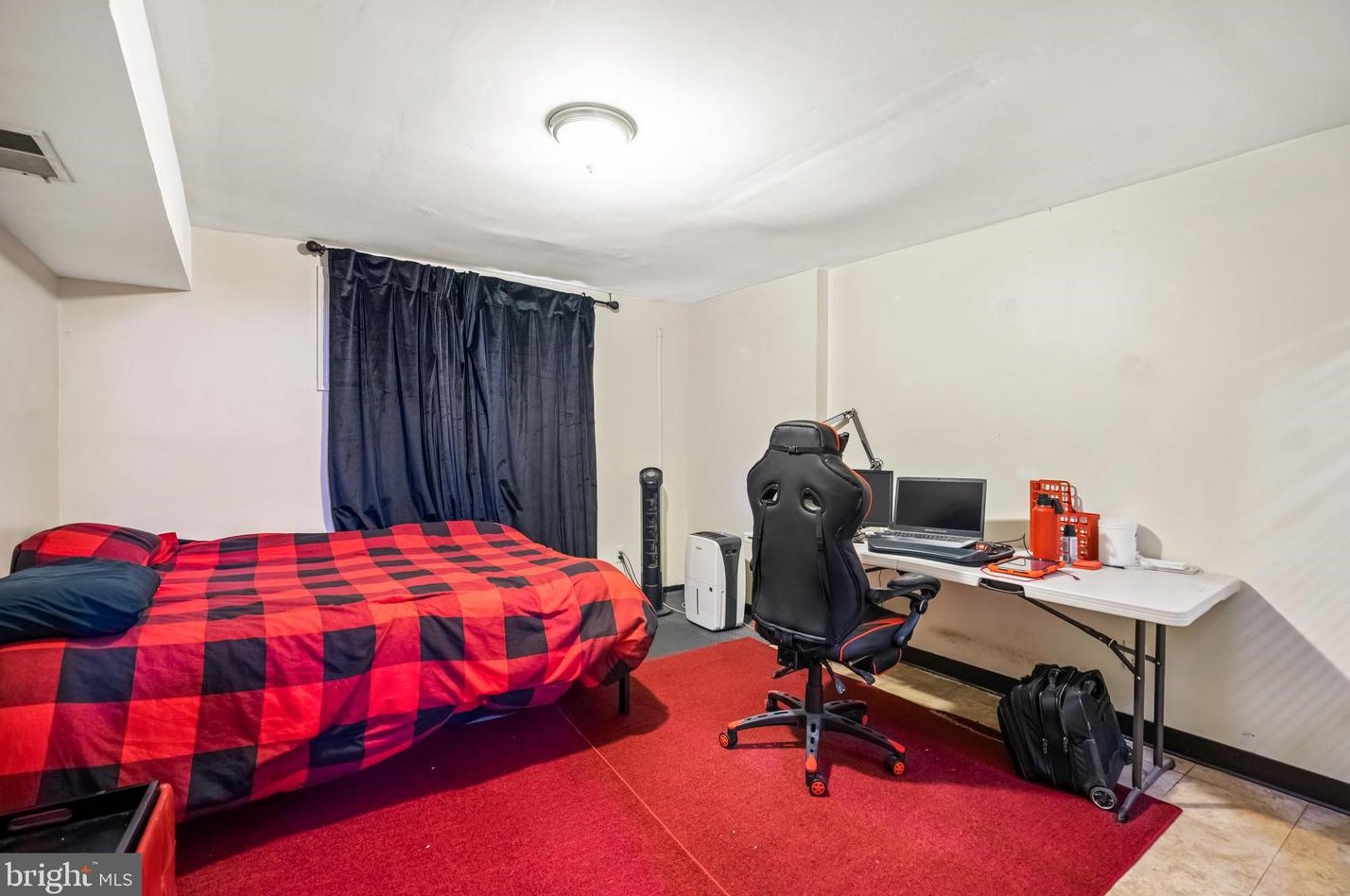 19502 Burlingame Way, Gaithersburg MD  20886-1015 exterior