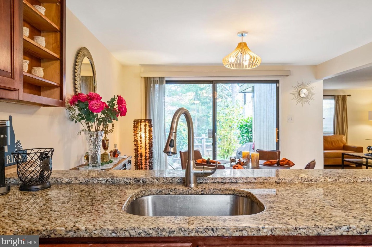 19502 Burlingame Way, Gaithersburg MD  20886-1015 exterior