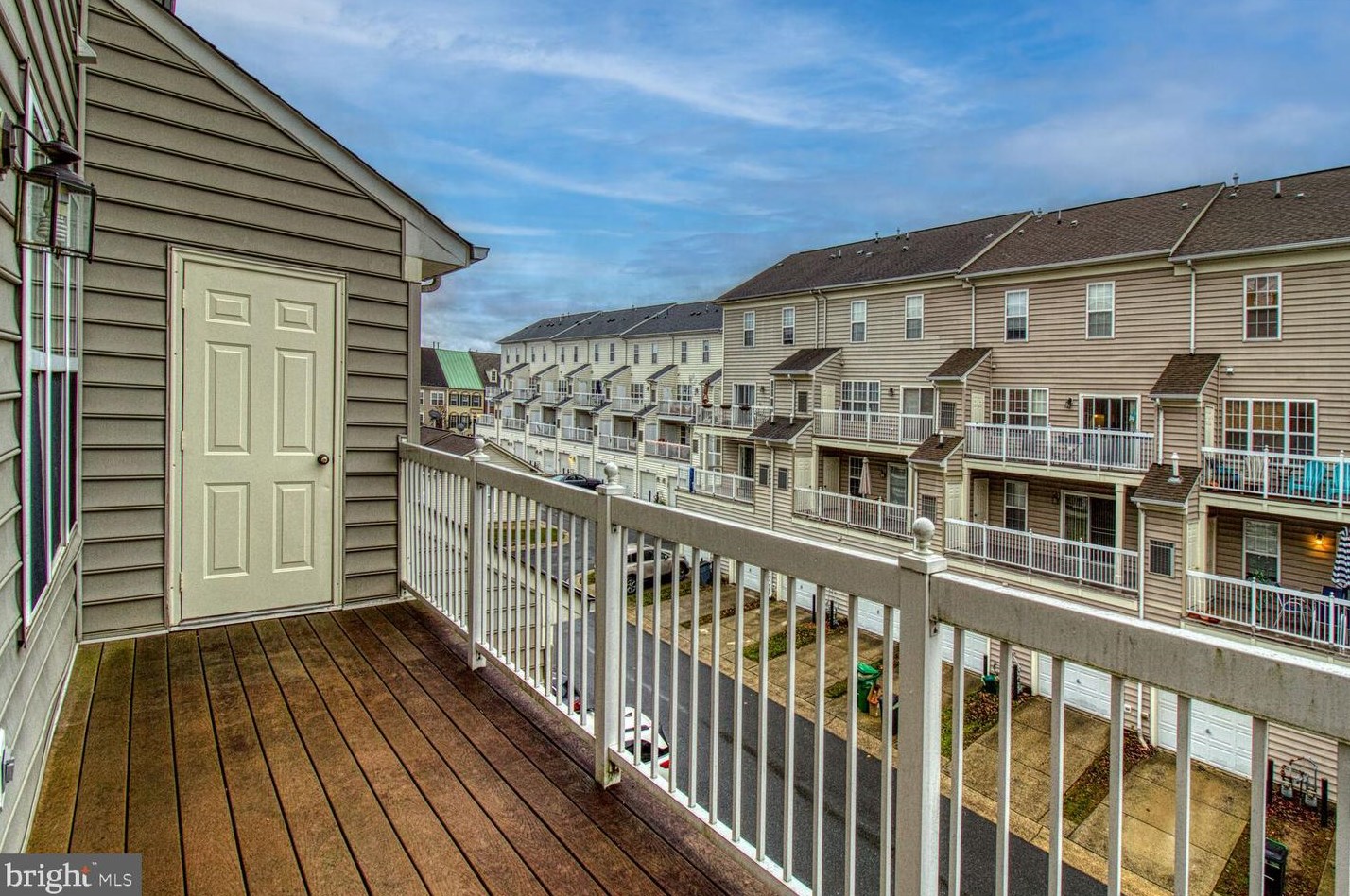 717 Main St, Gaithersburg MD 20878-5516 exterior