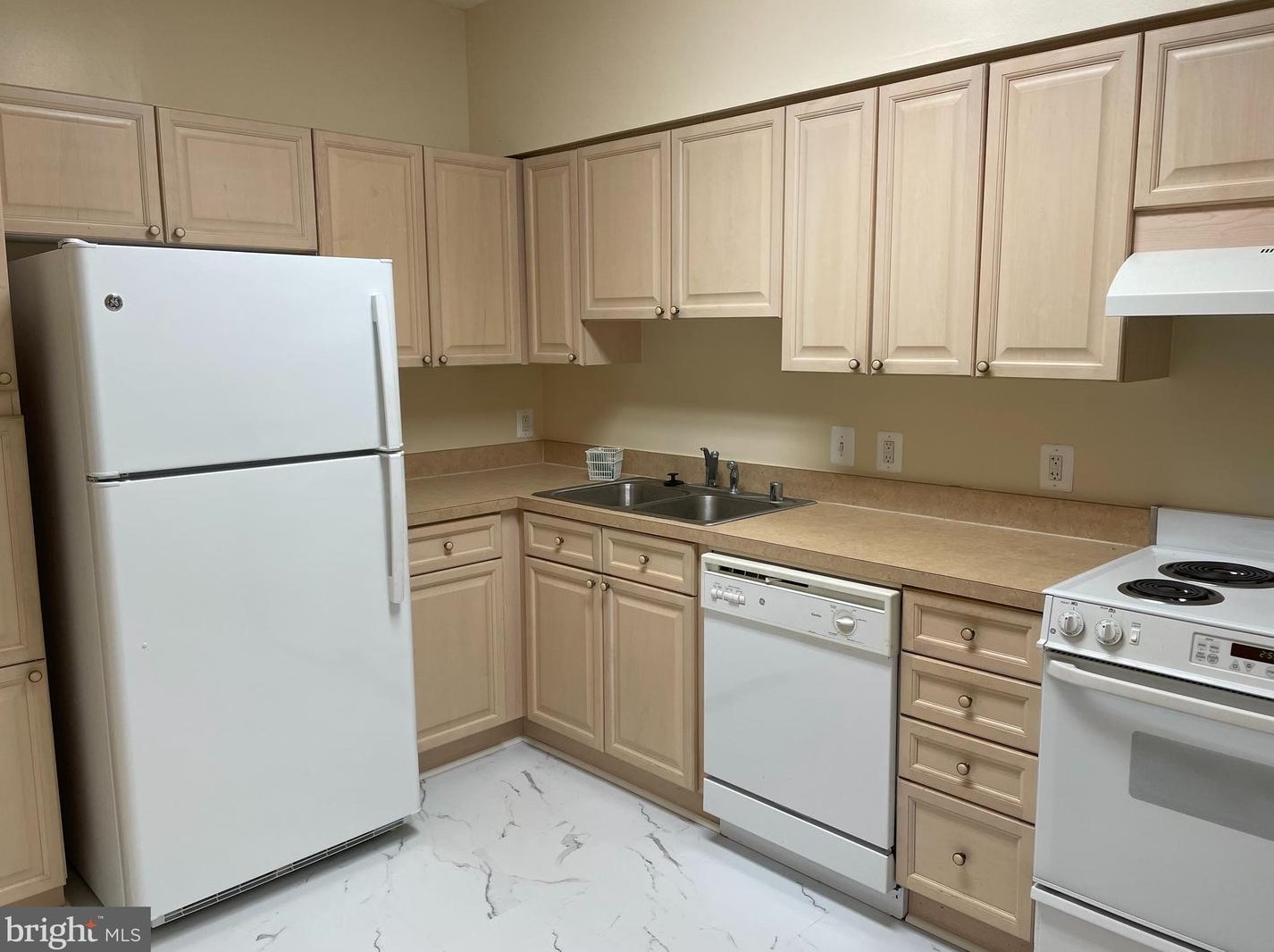 3100 N Leisure World Blvd Apt 616, Silver Spring, MD 20906
