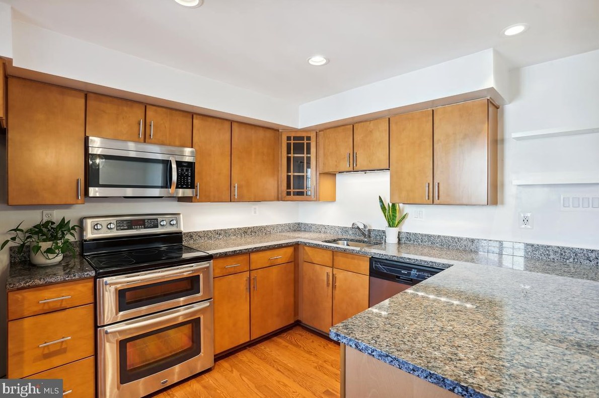 19729 Framingham Dr, Gaithersburg MD  20879-1878 exterior