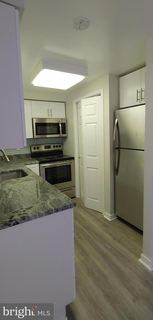 9821 Hellingly Pl, Gaithersburg, MD 20886