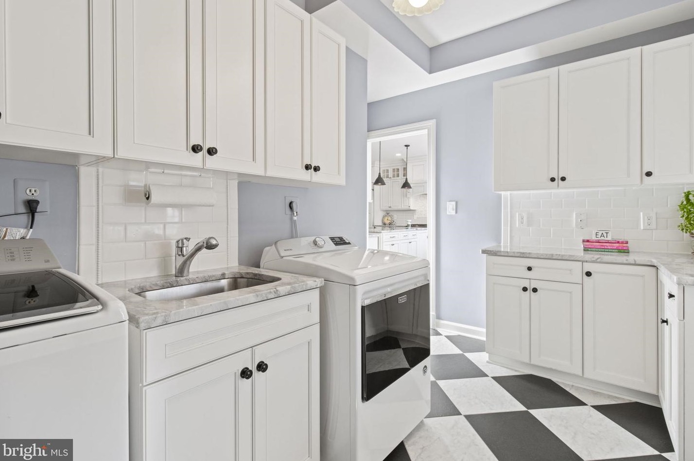 13529 Scottish Autumn Ct, Gaithersburg MD  20878-3991 exterior