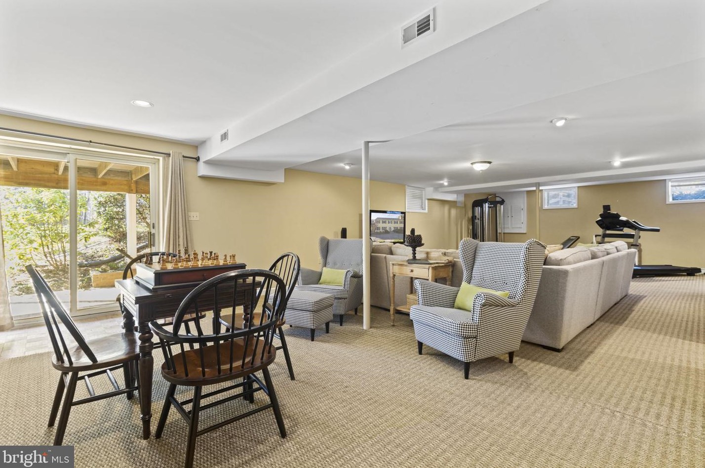 13529 Scottish Autumn Ct, Gaithersburg MD  20878-3991 exterior