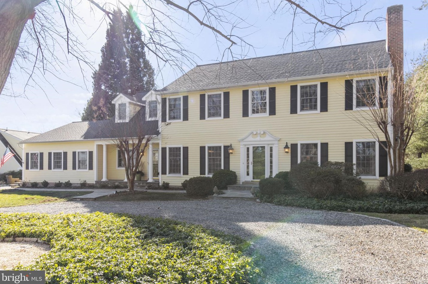 13529 Scottish Autumn Ct, Gaithersburg MD  20878-3991 exterior