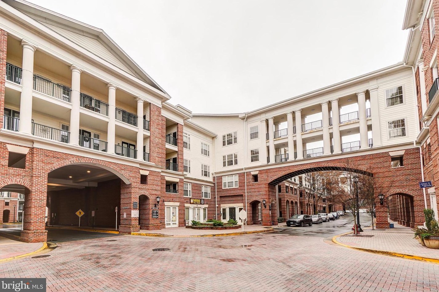 11 Arch Pl #368, Gaithersburg, MD 20878