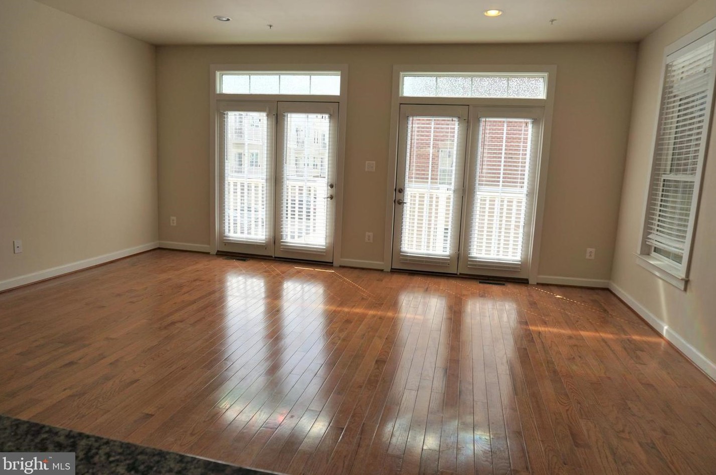 407 Parkview Ave, Gaithersburg, MD 20878