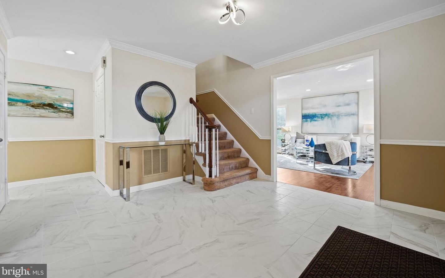 15305 Watergate Rd, Silver Spring, MD 20905