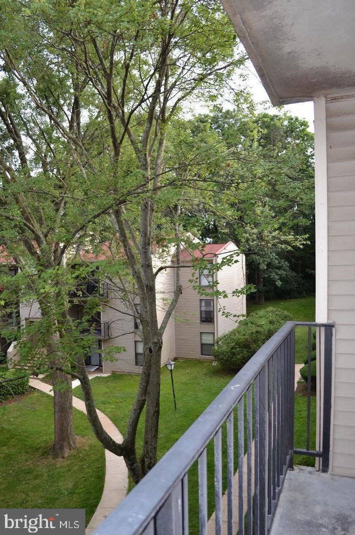 132 Duvall Ln #210202, Gaithersburg, MD 20877