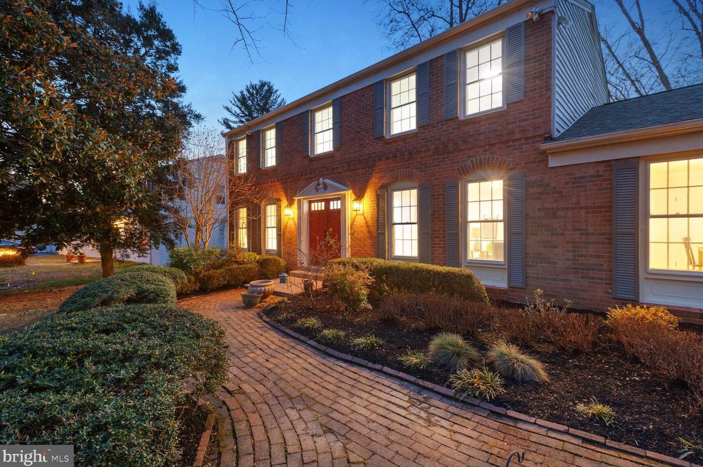 14612 Pebblestone Dr, Silver Spring, MD 20905