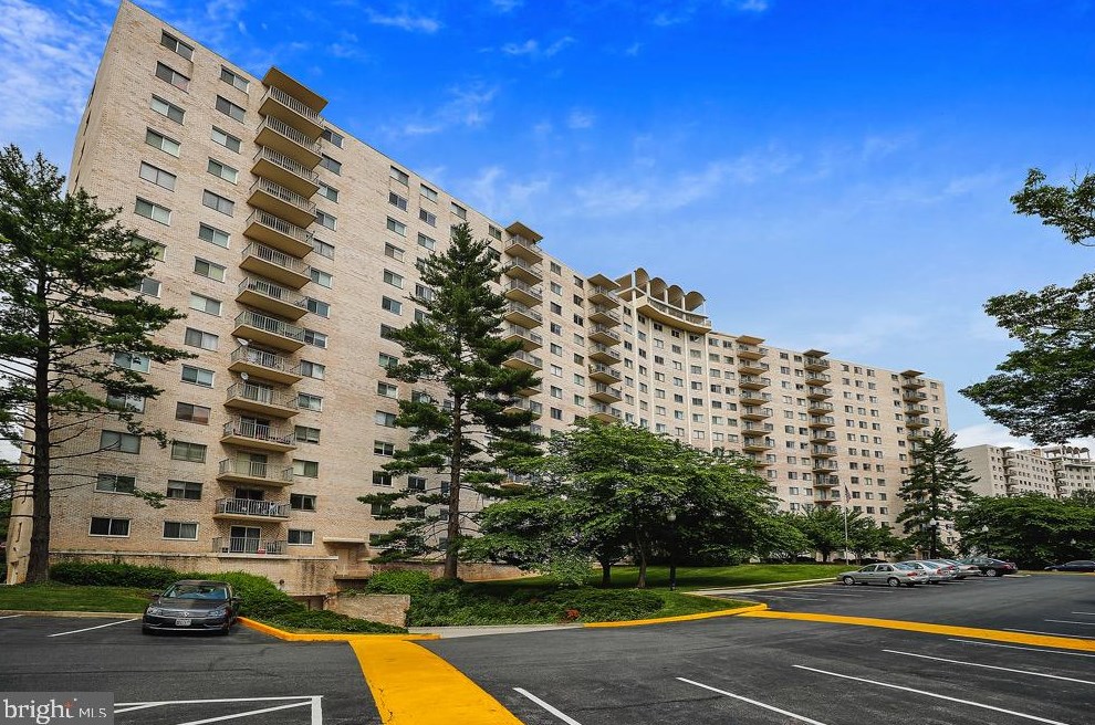 1121 University Blvd W #919, Silver Spring, MD 20902