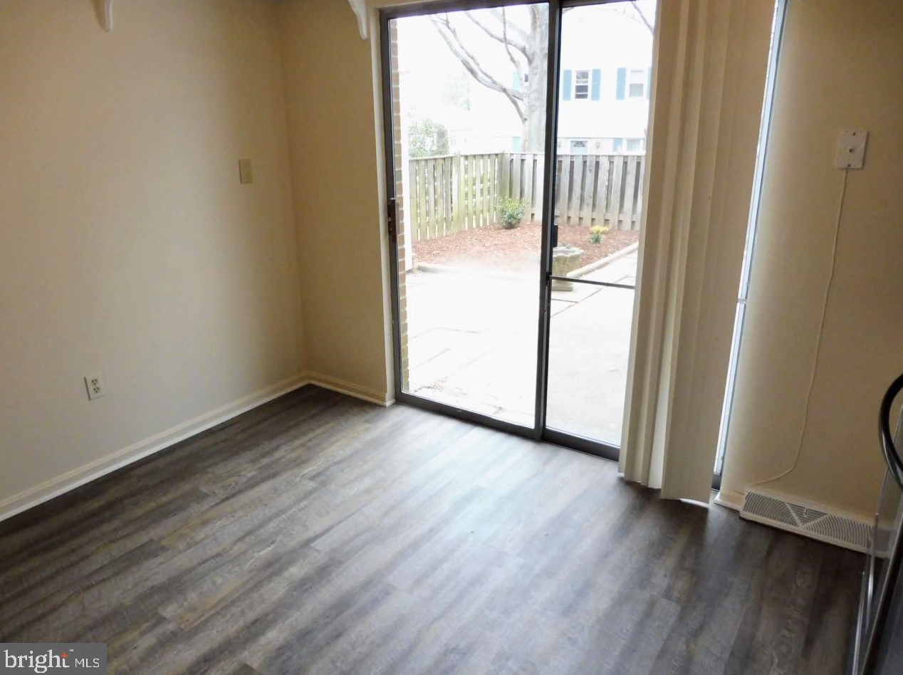 196 Gold Kettle Dr, Gaithersburg MD  20878-2708 exterior