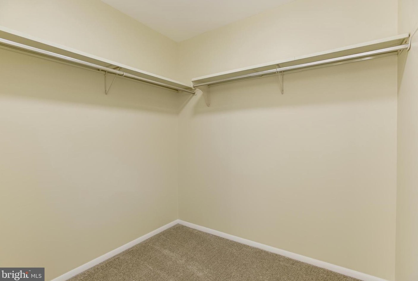 17 Bell Bluff Ct, Gaithersburg MD  20879-1115 exterior