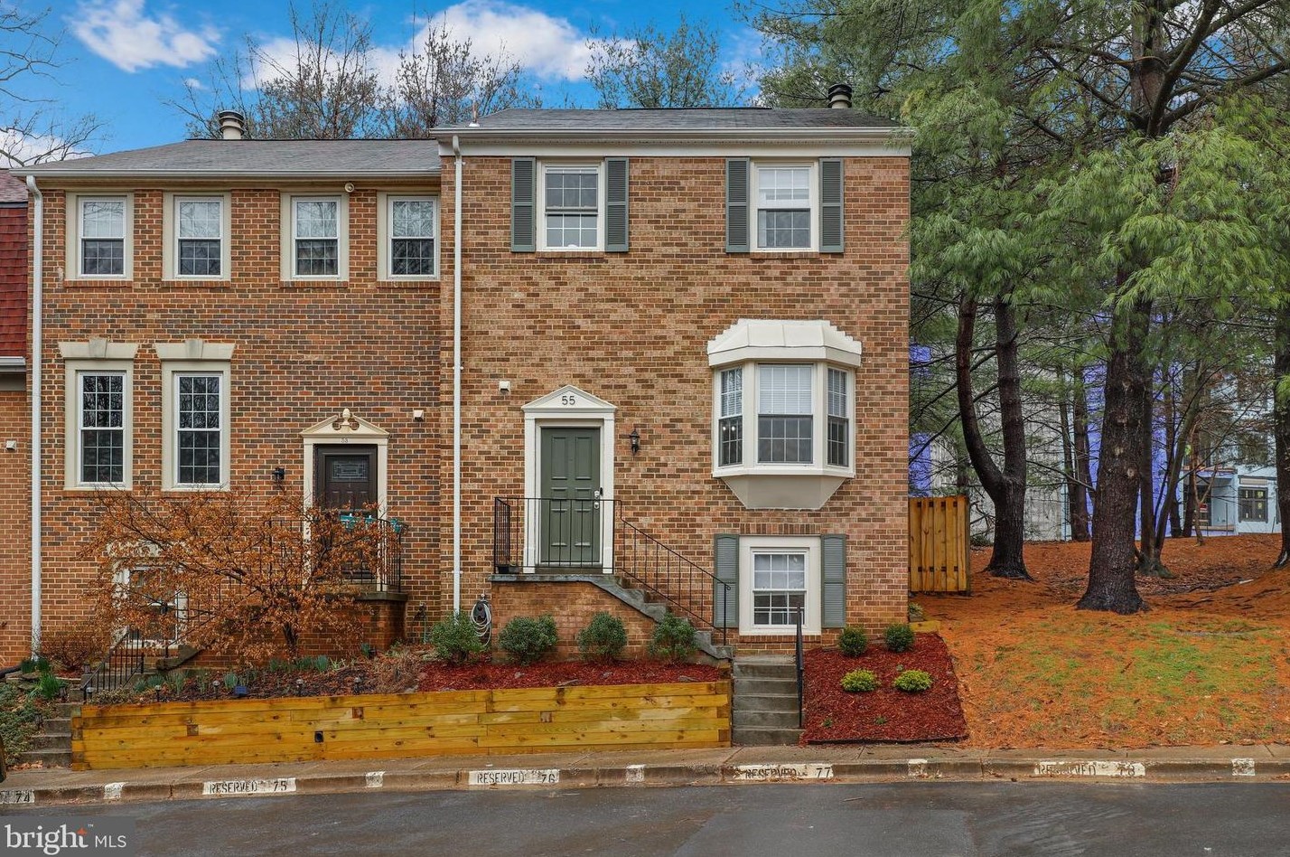 55 Appleseed Ln, Gaithersburg, MD 20878-2804