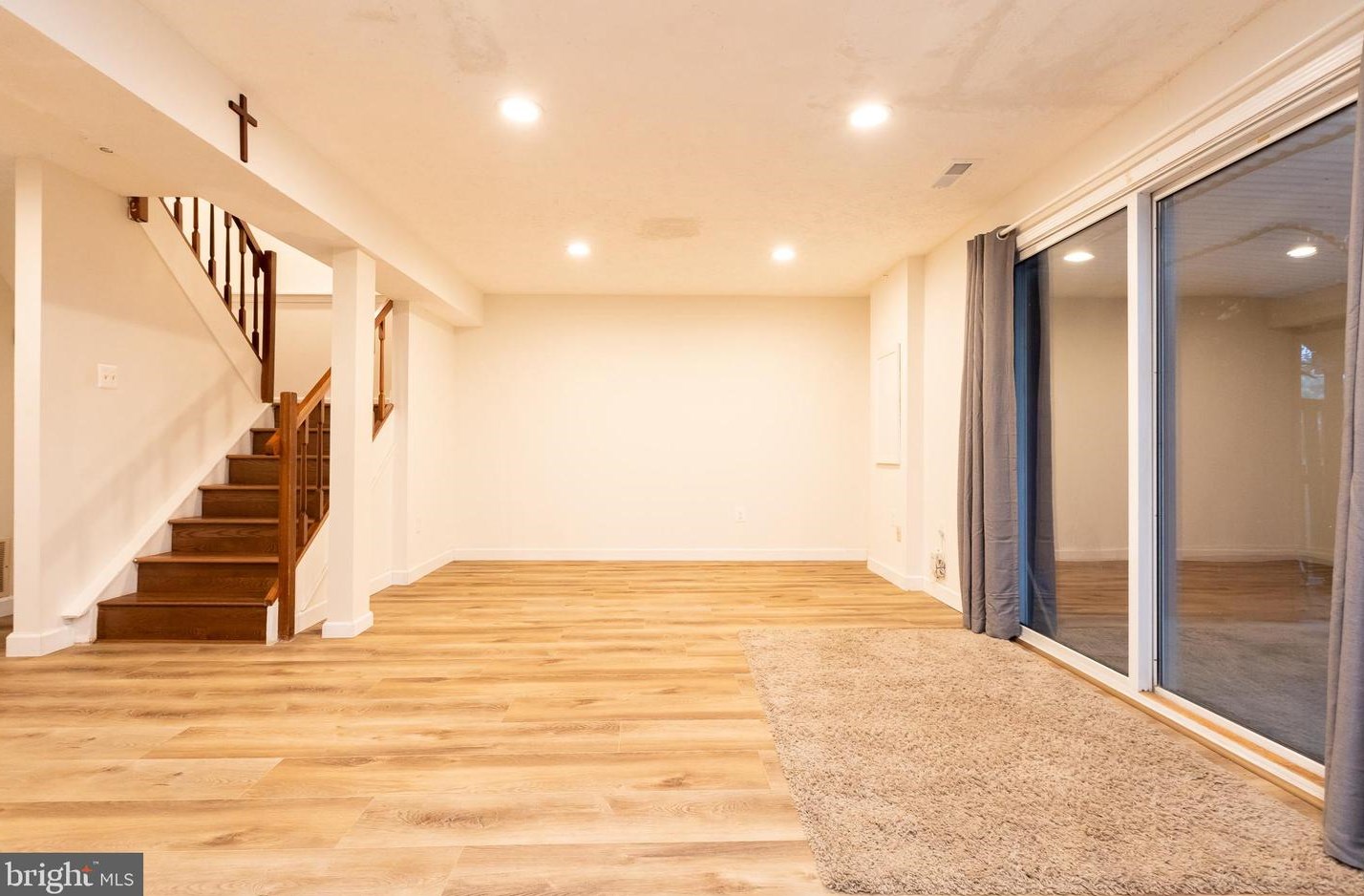 122 Holdcroft Ln, Gaithersburg MD  20878-2712 exterior