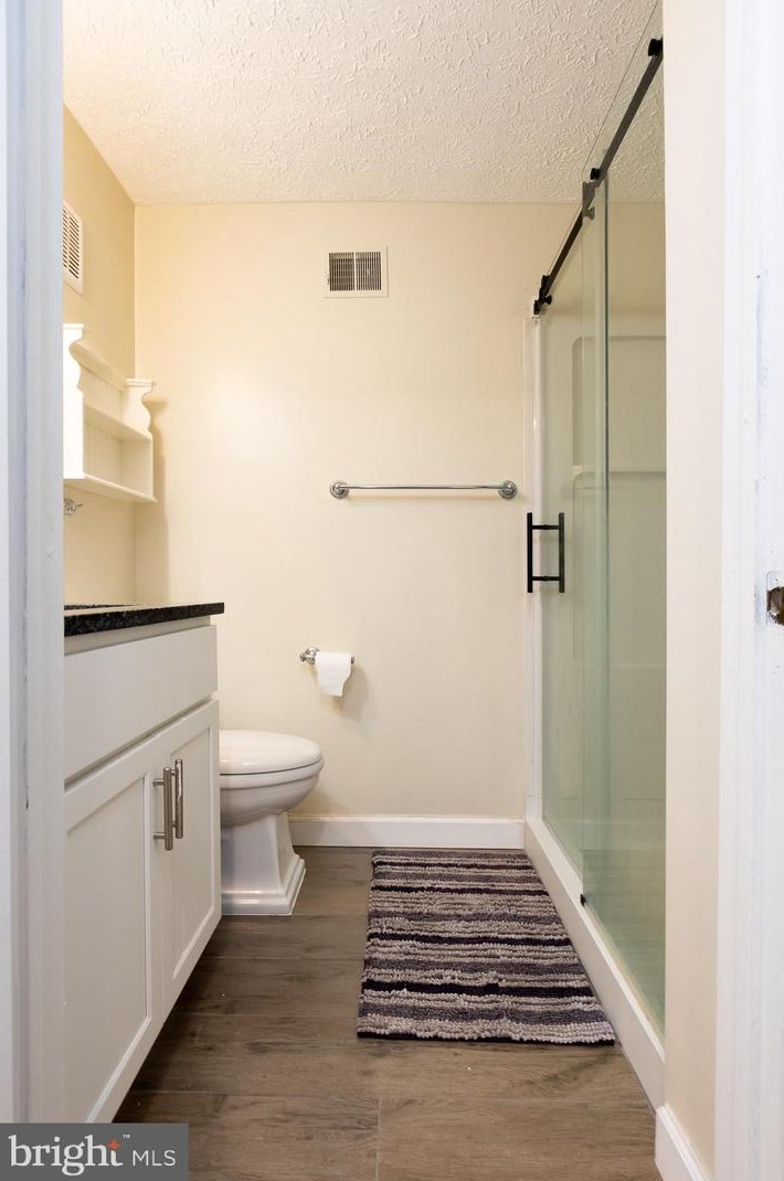 122 Holdcroft Ln, Gaithersburg MD  20878-2712 exterior